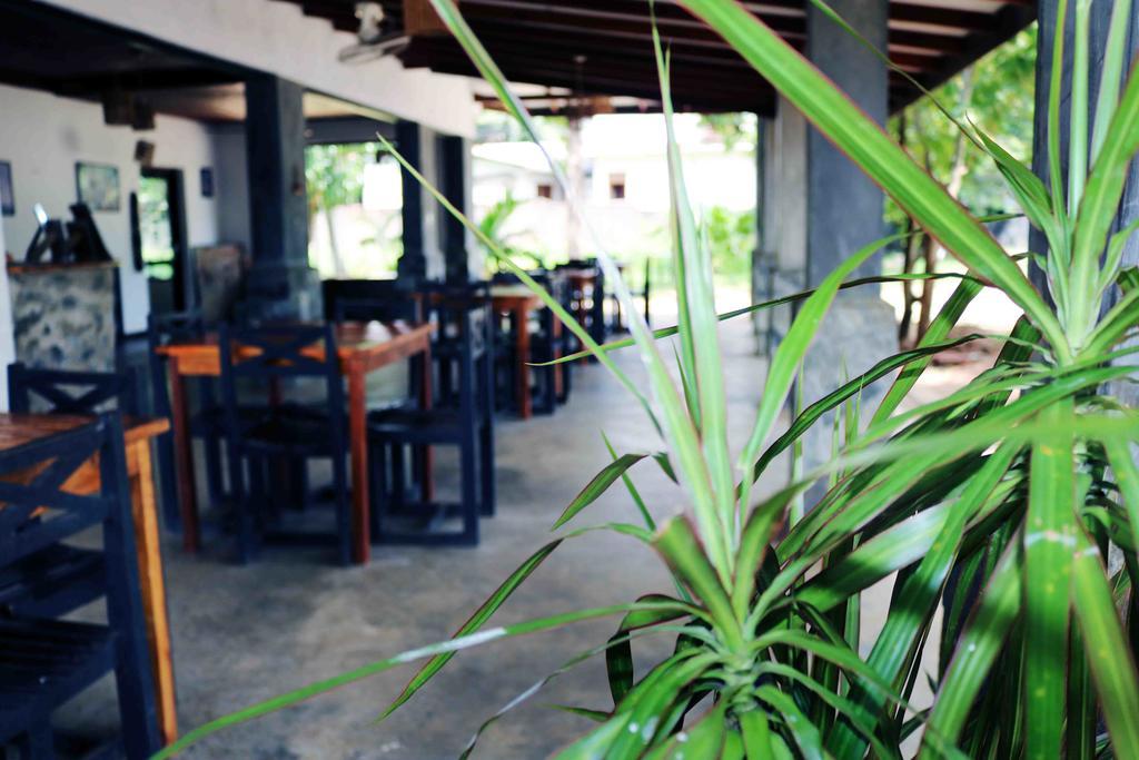 Manel Guest House Polonnaruwa Exterior photo